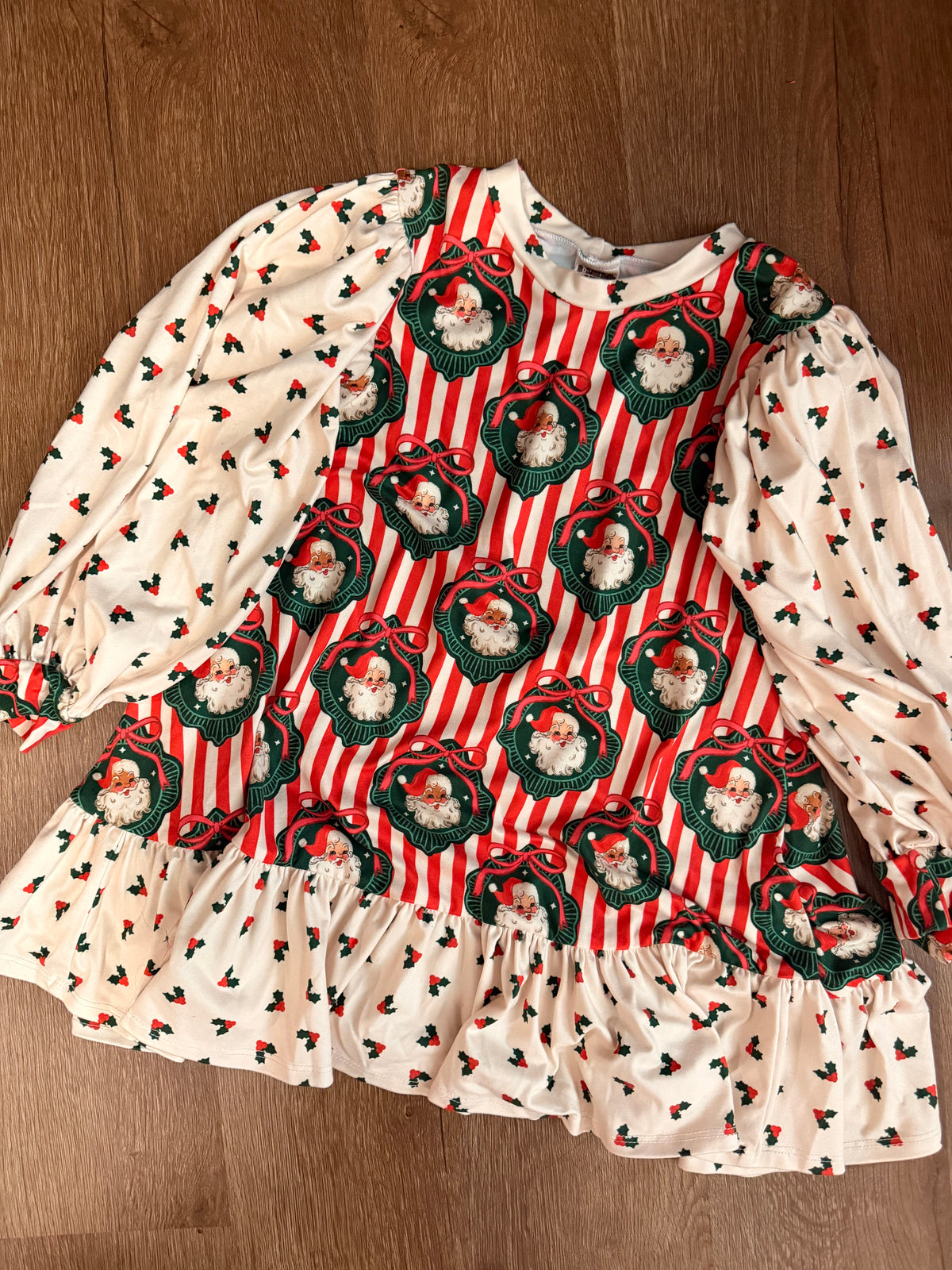 Sz 6 Santa dress