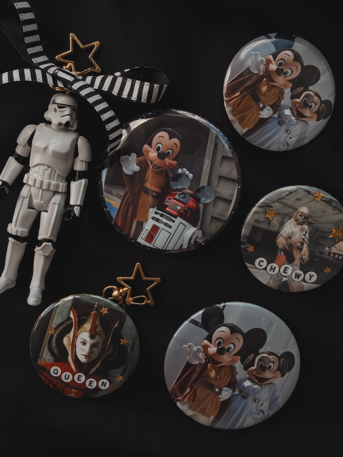 SW BUTTONS/keychains