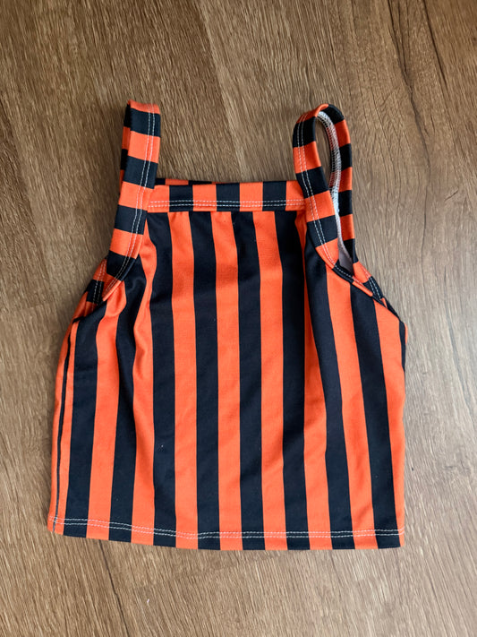 4t black/orange tank